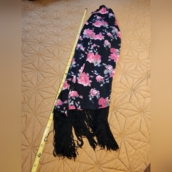 Boho fringe rose cardigan - Picture 5 of 5